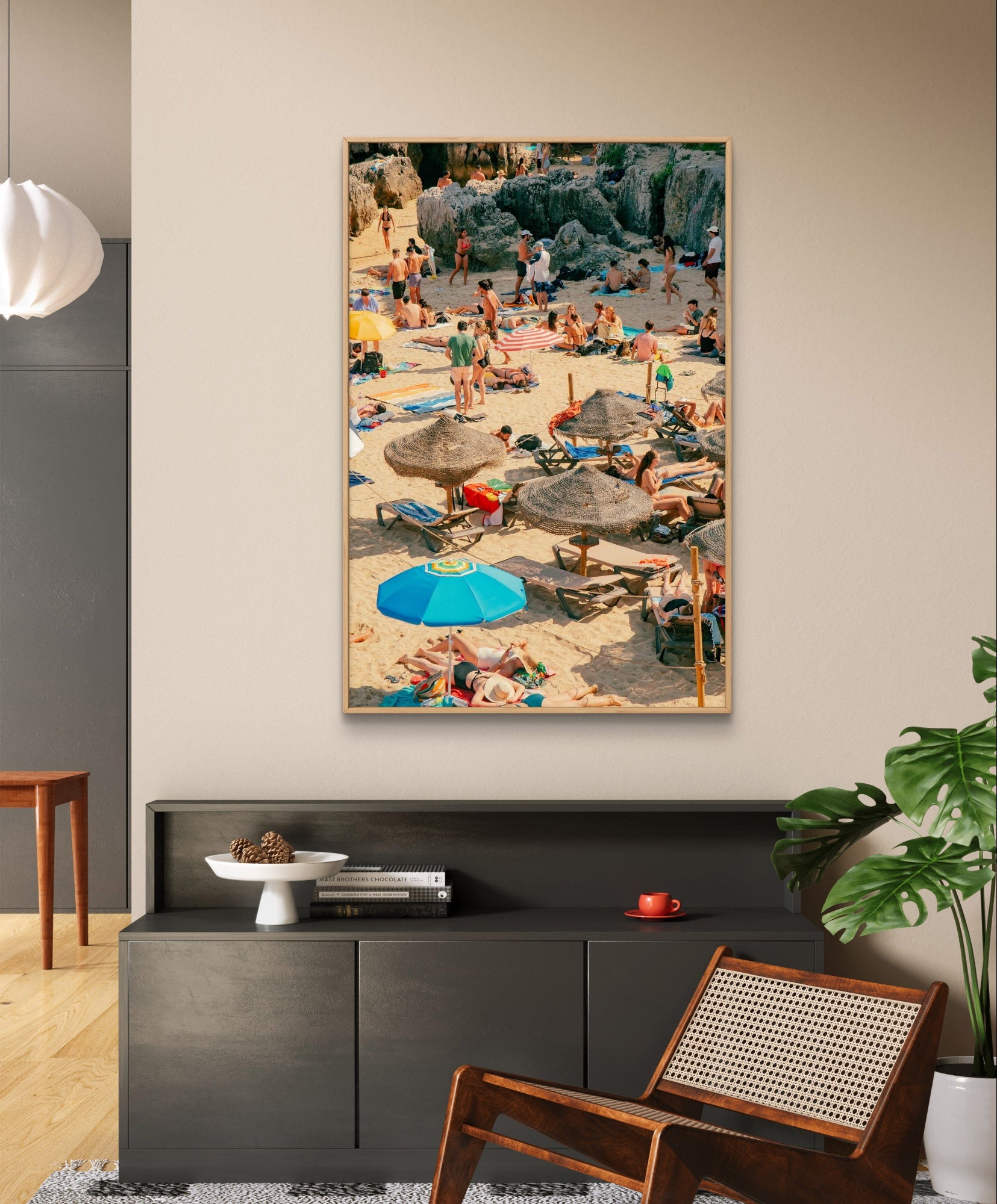 Summertime Chaos in Caiscais 01